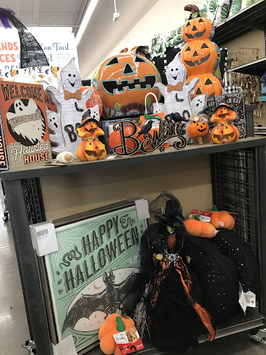 Home Goods Store «Tuesday Morning», reviews and photos, 10953 N Frank Lloyd Wright Blvd, Scottsdale, AZ 85259, USA