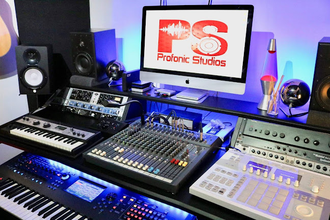 Reviews of Profonic Studios in London - Music store