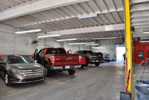 Auto Body Shop «Top Shot Paint Repair LLC», reviews and photos, 423 St Francis S, Wichita, KS 67202, USA