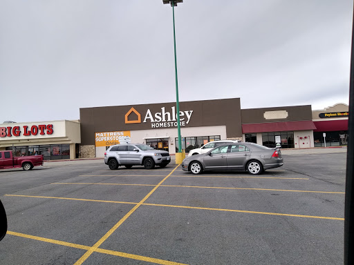 Tractor Supply Co., 101 S Poplar St, Searcy, AR 72143, USA, 