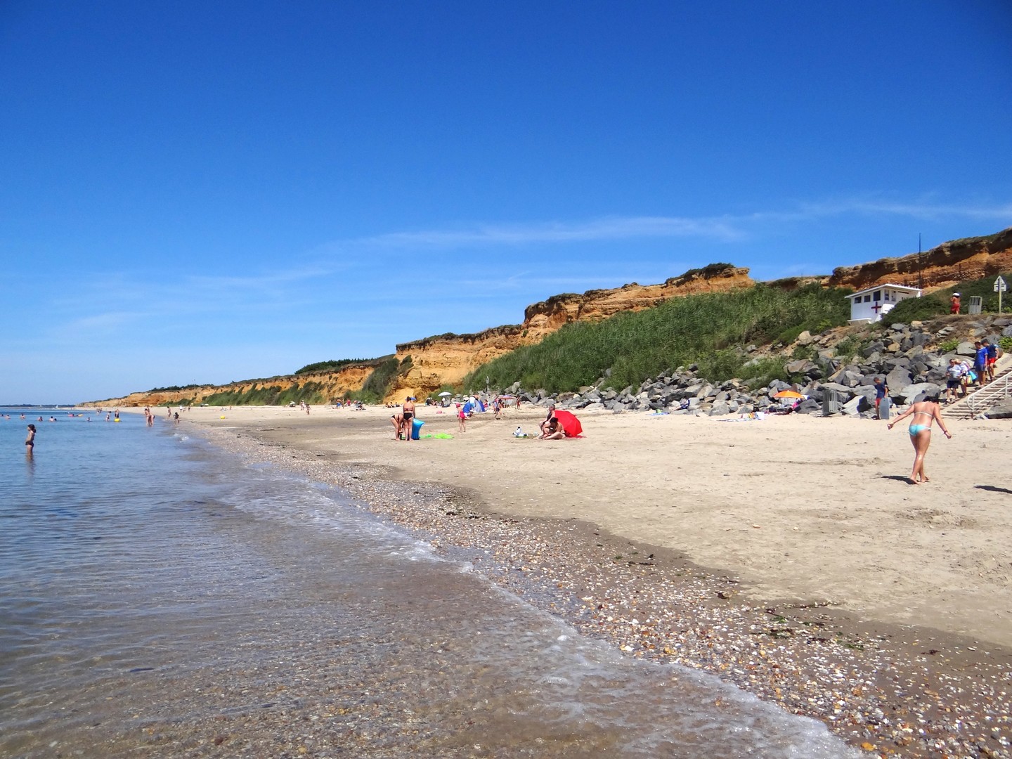 Foto von Plage de la Mine d'Or mit beiger sand Oberfläche