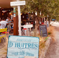 Photos du propriétaire du Bar-restaurant à huîtres Le Routioutiou à Gujan-Mestras - n°9