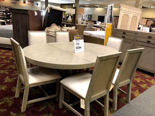 Furniture Store «The Dump Furniture Outlet», reviews and photos, 5700 NJ-42, Turnersville, NJ 08012, USA