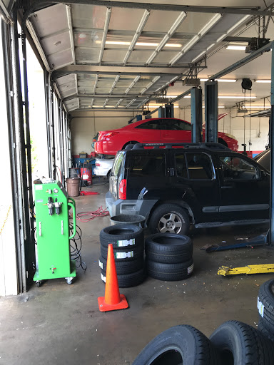 Tire Shop «Action Gator Tire», reviews and photos, 1751 NW 136th Ave, Sunrise, FL 33323, USA