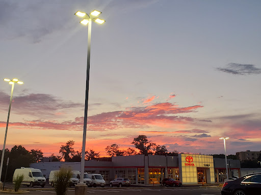 Used Car Dealer «Younger Toyota», reviews and photos, 1945 Dual Hwy, Hagerstown, MD 21740, USA