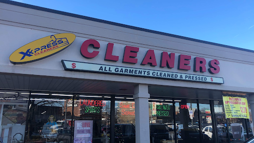 Dry Cleaner «Xxpress Cleaners», reviews and photos, 3026 S Halsted St, Chicago, IL 60608, USA