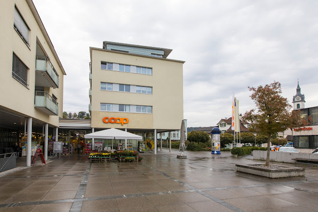 Im Zentrum 3, 6043 Adligenswil, Schweiz