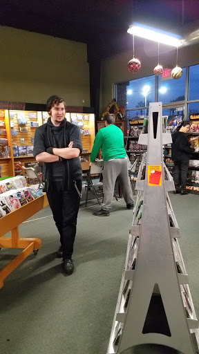 Video Game Store «Ottos Video Games & More», reviews and photos, 7701 White Ln, Bakersfield, CA 93309, USA