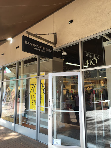 Clothing Store «Banana Republic Factory Store», reviews and photos, 100 Citadel Dr, Commerce, CA 90040, USA