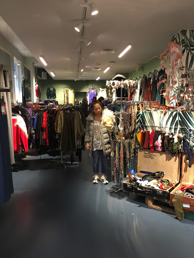Second hand clothing stores Oslo