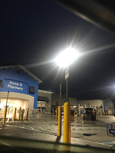 Department Store «Walmart Supercenter», reviews and photos, 7450 Cypress Gardens Blvd, Winter Haven, FL 33884, USA