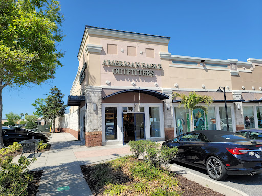 American Eagle Outfitters, 555 N Alafaya Trail, Orlando, FL 32828, USA, 