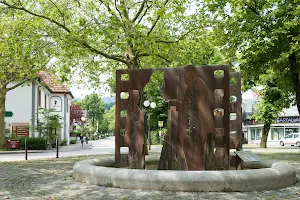 Bad Tölz - Bulle von Tölz Brunnen image