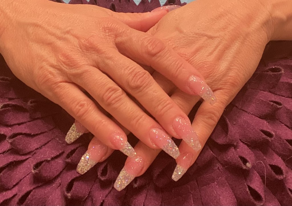 Bohemian Rose Hair & Nail Studio 33952