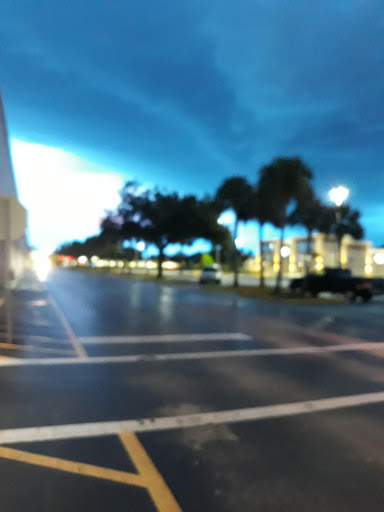 Discount Store «Dollar General», reviews and photos, 660 21st St, Vero Beach, FL 32960, USA
