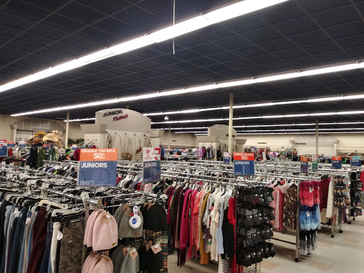 Thrift Store «Lakewood Goodwill», reviews and photos, 6002 Mt Tacoma Dr SW, Tacoma, WA 98499, USA