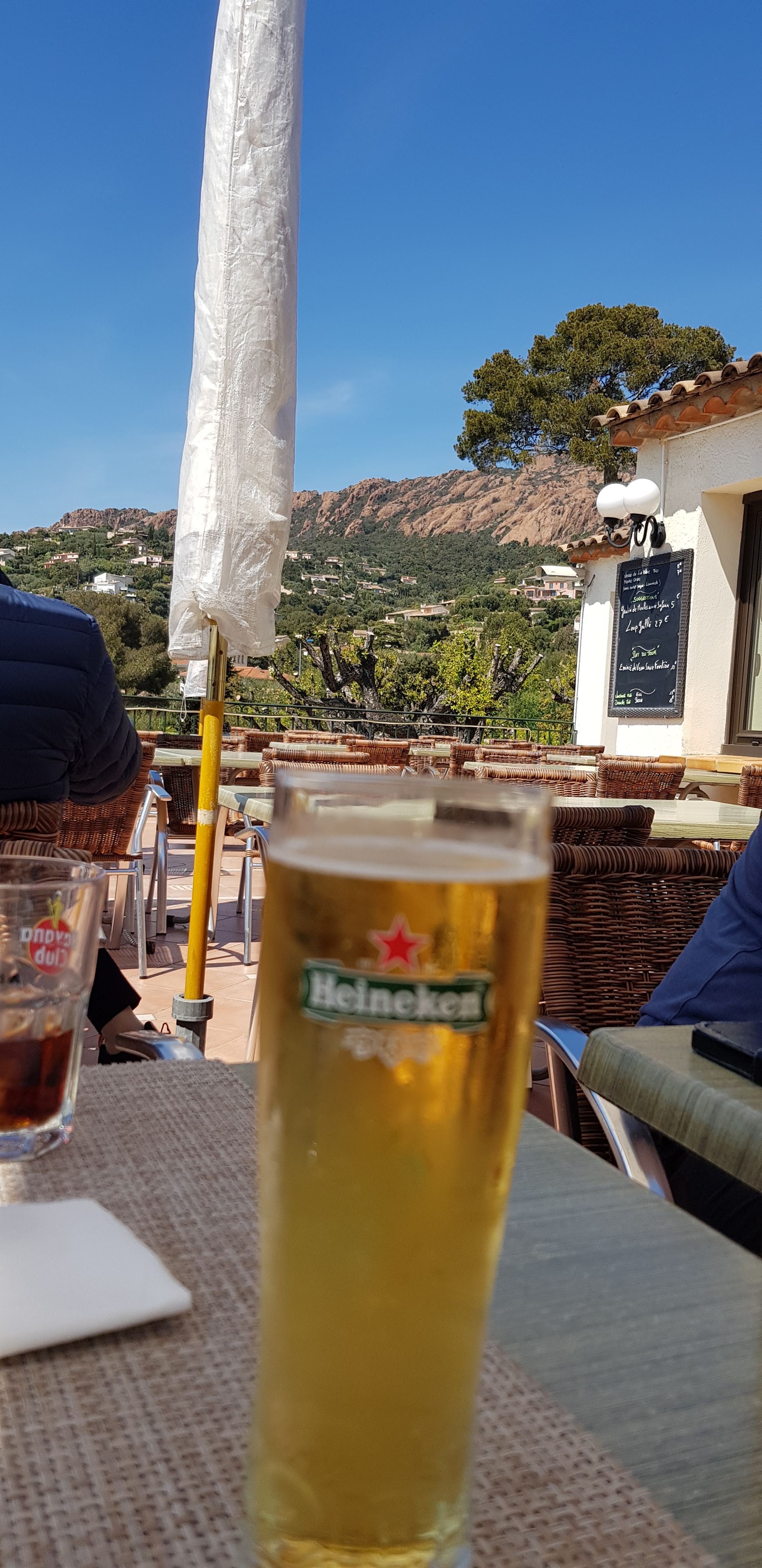Photo n° 2 de l'avis de Der.n fait le 20/04/2019 à 18:08