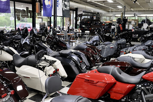 Harley-Davidson Dealer «Queen City Harley-Davidson», reviews and photos, 5960 Dixie Hwy, Fairfield, OH 45014, USA