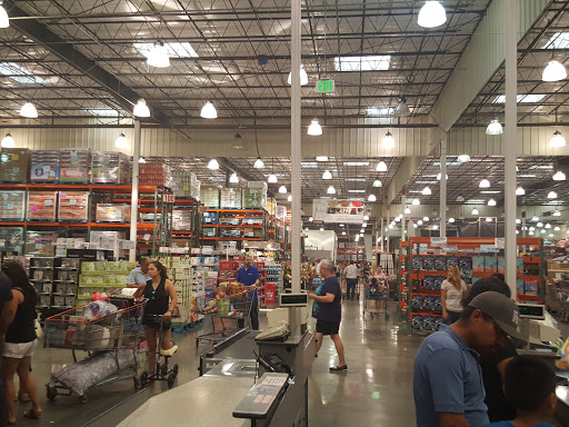 Warehouse store «Costco Wholesale», reviews and photos, 380 Ashlan Ave, Clovis, CA 93612, USA