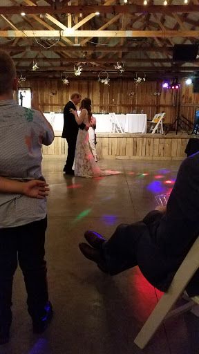 Wedding Venue «The Pick Inn», reviews and photos, 550 Zieglers Fort Rd, Gallatin, TN 37066, USA