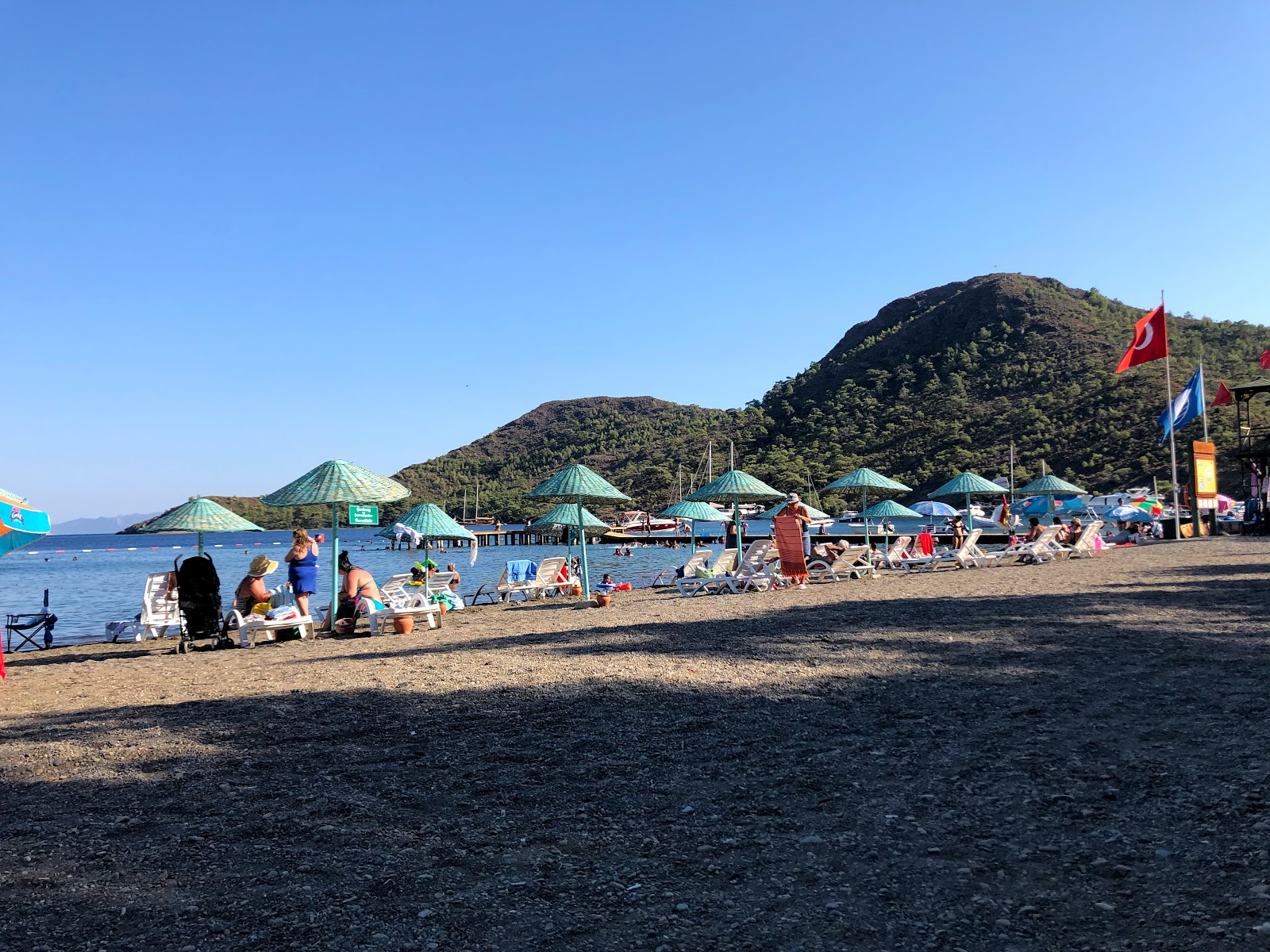 Foto von Kovanlık Halk Plajı und seine wunderschöne Landschaft