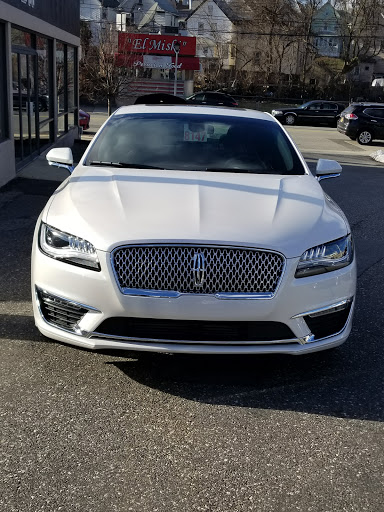 Lincoln Mercury Dealer «White Plains Lincoln», reviews and photos, 25 West Post Road, White Plains, NY 10606, USA