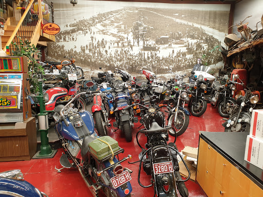 Antique Motorcycles & Naked Racer Moto Co