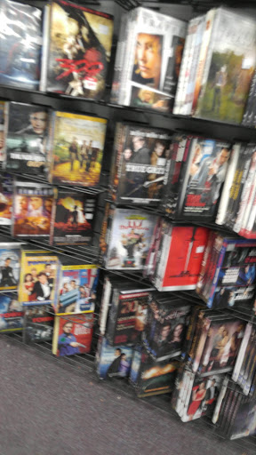 Music Store «Disc Replay», reviews and photos, 1418 Butterfield Rd, Downers Grove, IL 60515, USA