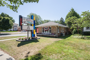 Avenue Motel of Ludington image