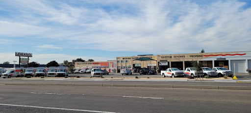 Truck Rental Agency «U-Haul Moving & Storage of Thornton», reviews and photos, 4833 Thornton Ave, Fremont, CA 94536, USA