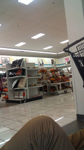 Clothing Store «Burlington Coat Factory», reviews and photos, 8944 W State Rd 84, Davie, FL 33324, USA