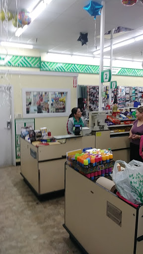 Dollar Store «Dollar Tree», reviews and photos, 5817 N Figueroa St, Highland Park, CA 90042, USA