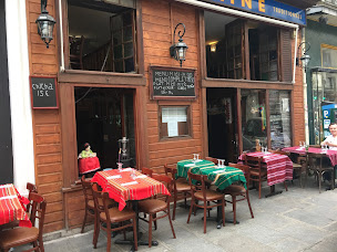 Photo n°21 de Restaurant KALINKA la cuisine Ukrainienne et Russe à Paris ()