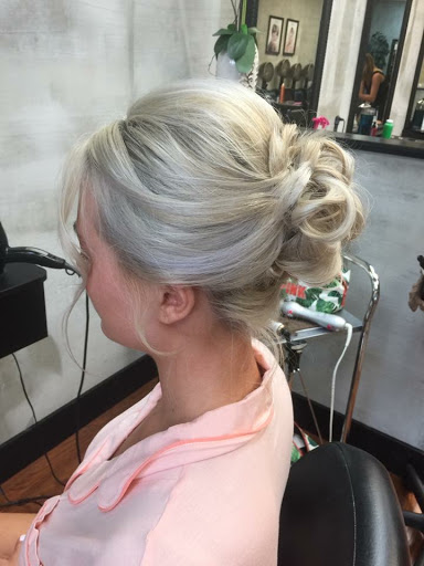 Hair Salon «Mirror Mirror Hair Salon», reviews and photos, 11 Court House South Dennis Rd, Cape May Court House, NJ 08210, USA