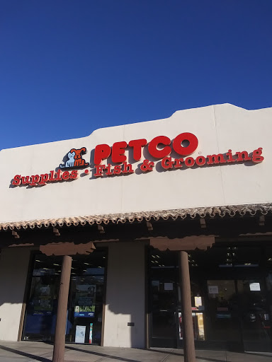 Pet Supply Store «Petco Animal Supplies», reviews and photos, 1835 E Guadalupe Rd #112, Tempe, AZ 85283, USA