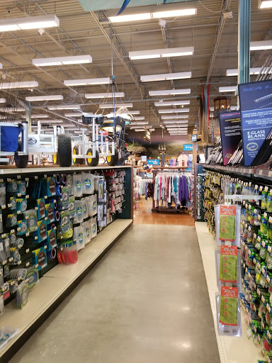 Sporting Goods Store «Bass Pro Shops», reviews and photos, 1972 Power Plant Pkwy, Hampton, VA 23666, USA