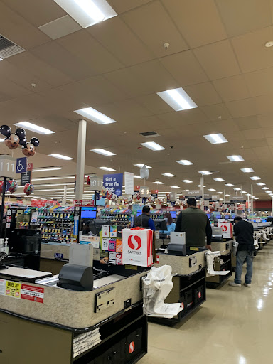 Grocery Store «Safeway», reviews and photos, 389 S McDowell Blvd, Petaluma, CA 94954, USA