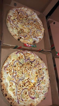 Plats et boissons du Pizzeria Délice Pizza Le Manoir du Goût - n°10