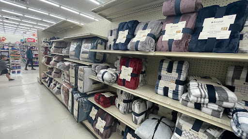 Discount Store «Big Lots», reviews and photos, 10 Newbury St #5, Danvers, MA 01923, USA