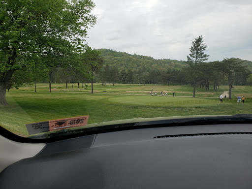 Golf Course «Big Bend Golf Course», reviews and photos, 151 Riverview Dr, Tornado, WV 25202, USA