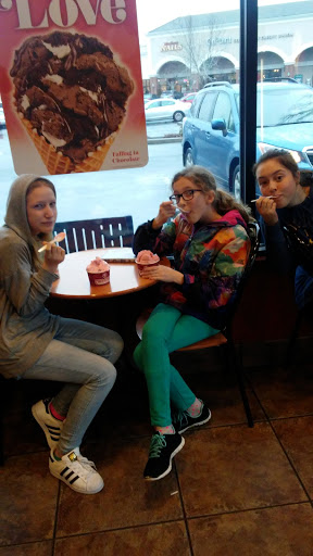 Ice Cream Shop «Cold Stone Creamery», reviews and photos, 16010 SE Mill Plain Blvd #101, Vancouver, WA 98684, USA