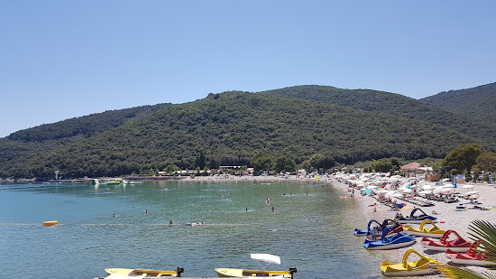 Maslinica beach