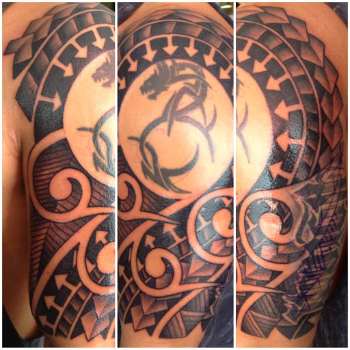 Tattoo Shop «Oasis Tattoo Company», reviews and photos, 445 Woodman Dr, Dayton, OH 45431, USA