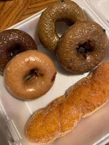 Donut Shop «Clifton Donut Shop», reviews and photos, 2317 Brownsboro Rd, Louisville, KY 40206, USA