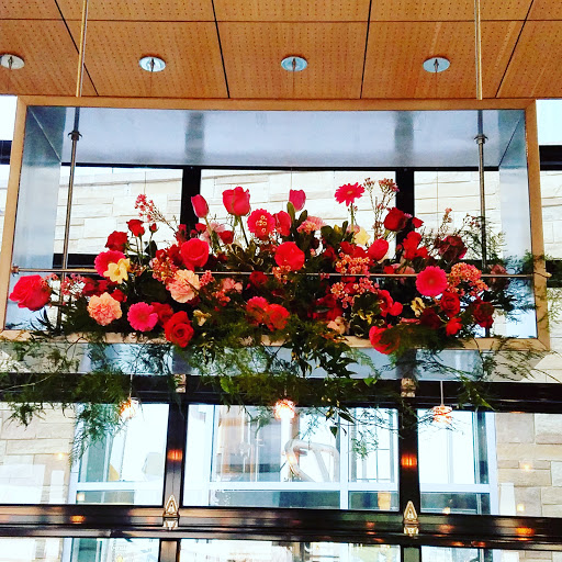 Florist «Amelia Florist Wine & Gift Shop», reviews and photos, 1406 Ohio Pike, Amelia, OH 45102, USA