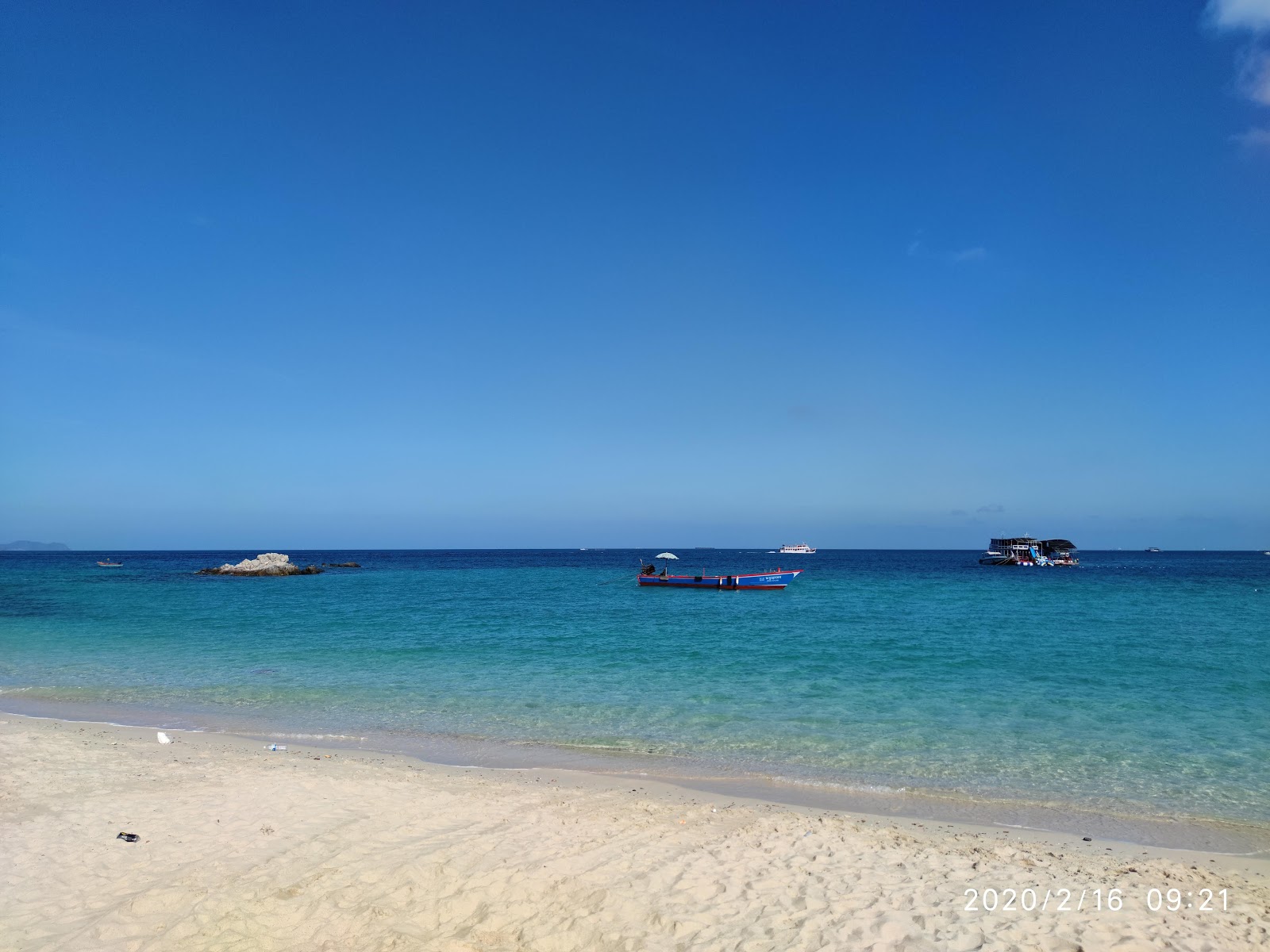 Foto af Tong Lang Beach faciliteter område