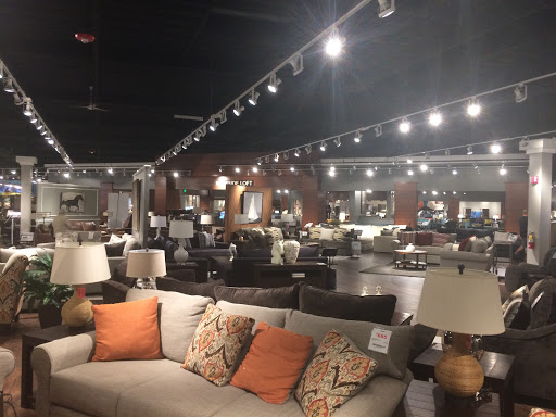 Furniture Store «Living Spaces - Huntington Beach», reviews and photos, 6912 Edinger Ave, Huntington Beach, CA 92647, USA