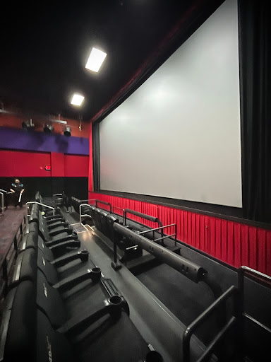 Movie Theater «Regal Cinemas E-Walk 13 & RPX», reviews and photos, 247 W 42nd St, New York, NY 10036, USA