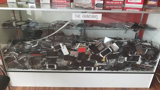 Electronics Repair Shop «Cell Spot Cell Phone Repair», reviews and photos, 1622 Edinger Ave E, Tustin, CA 92780, USA