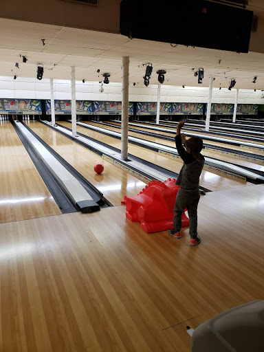 Bowling Alley «Fairview Lanes», reviews and photos, 21847 Lorain Rd, Cleveland, OH 44126, USA